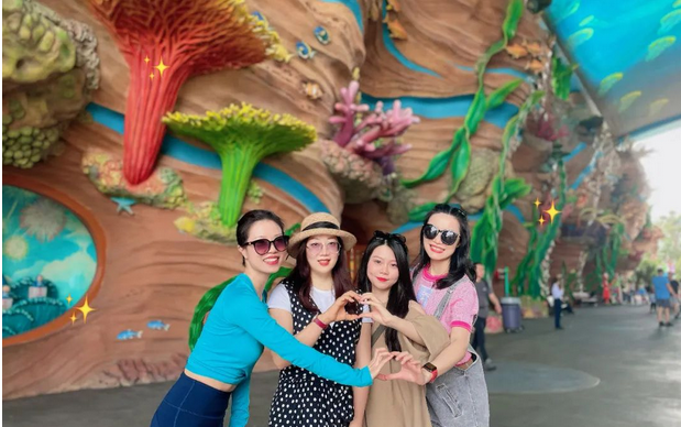 港豐集團員工合影 港豐集團員工合影